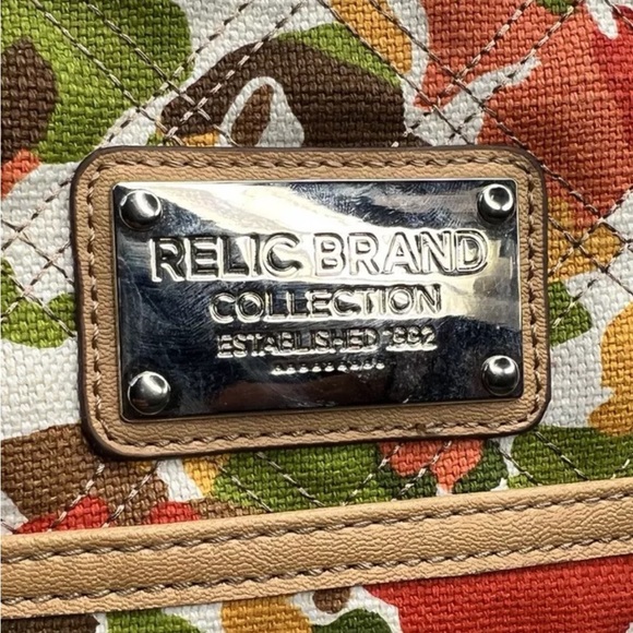 RELIC Tarin Womens Shoulder Bag Canvas Floral-Natural/Floral NWOT - Picture 4 of 10